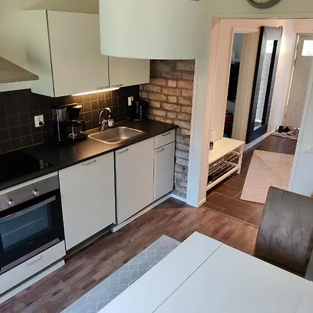 2 Huonetta Ja Keittioe Toijalan Rautatieasemalla , Vain 20Min Tampereelle Tai Haemeenlinnaan * Toijala